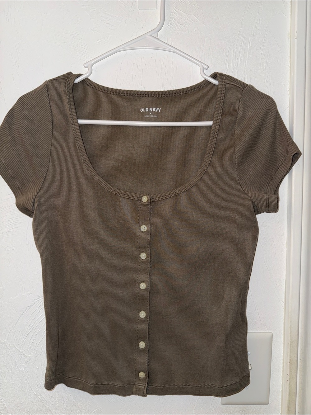 Old Navy Olive-Brown Short Sleeve Button Front Top